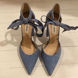 Blue Steve Madden Nubuck Heel